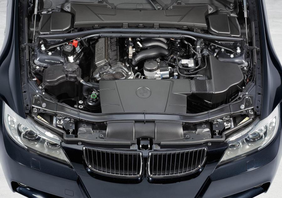  BMW 3-Series Sedan S 2006 года  (фото 4 из 7)